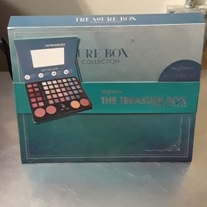Profusion treasure box cosmetic collection
